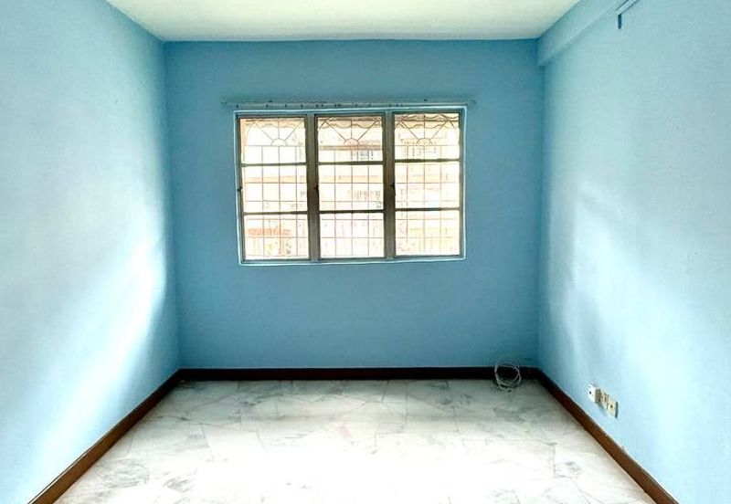 Flat PKNS, Seksyen 7