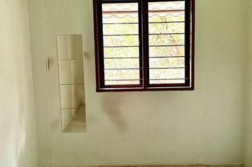 Flat PKNS, Seksyen 7