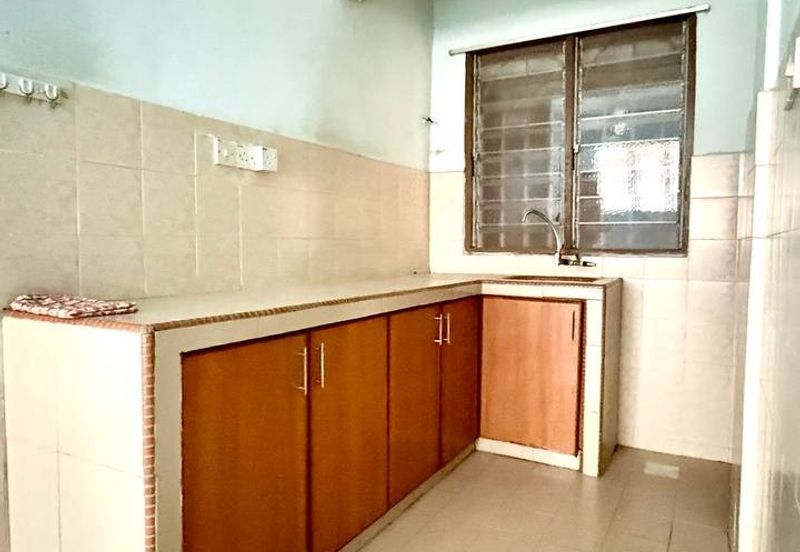 Flat PKNS, Seksyen 7