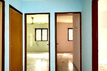 Flat PKNS, Seksyen 7