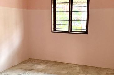 Flat PKNS, Seksyen 7