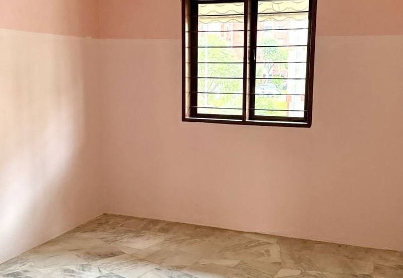 Flat PKNS, Seksyen 7