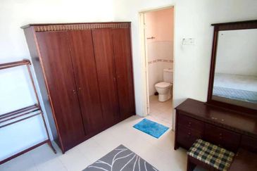 Laman Suria e-Resort Apartment