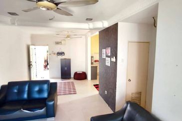 Laman Suria e-Resort Apartment