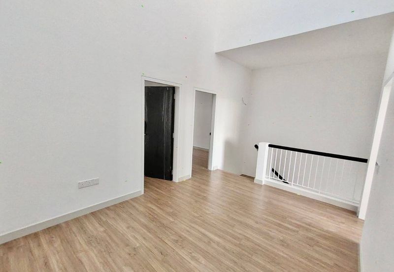 Elmina Green Three @ City of Elmina