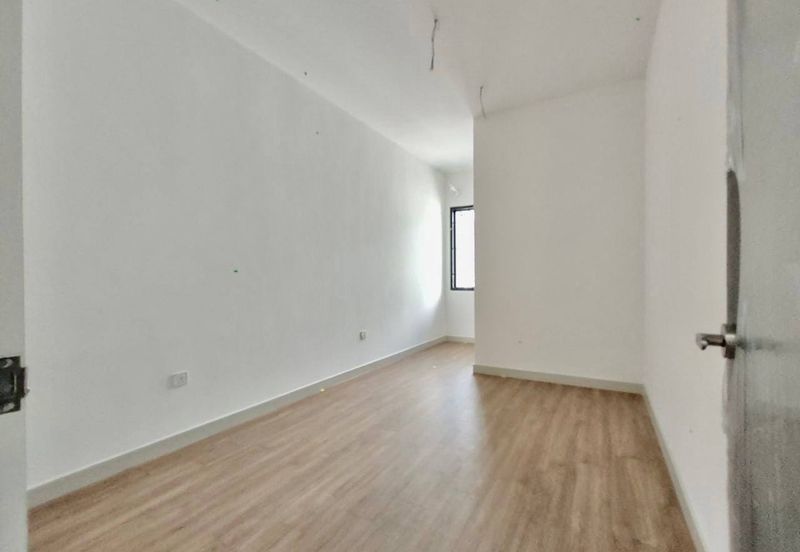 Elmina Green Three @ City of Elmina