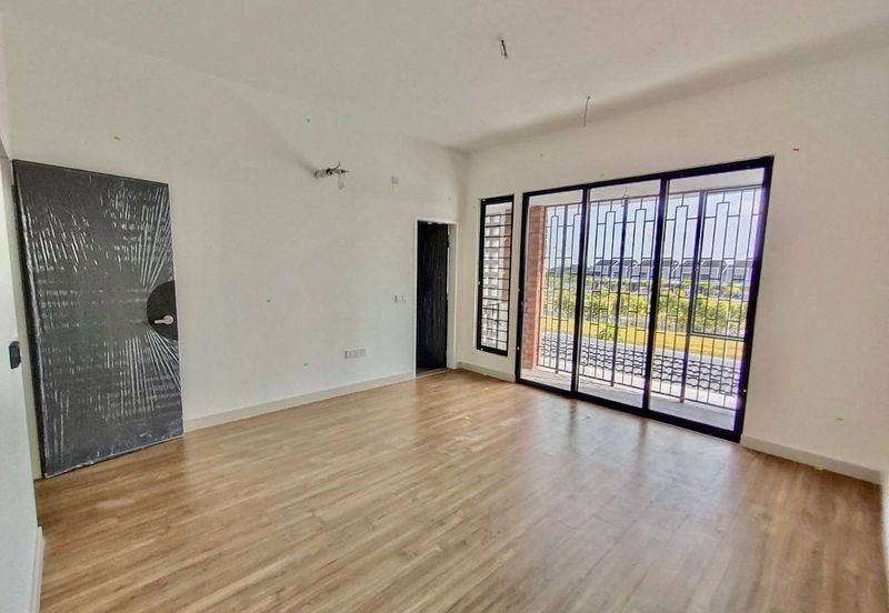 Elmina Green Three @ City of Elmina