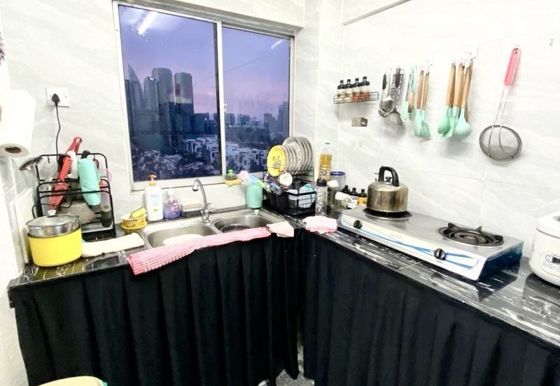 Kondo Rakyat (Desa Pantai Flat)