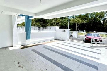 Facing Open Double Storey Alam Suria Enclave Puncak Alam