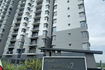 Residensi Laguna Biru 2