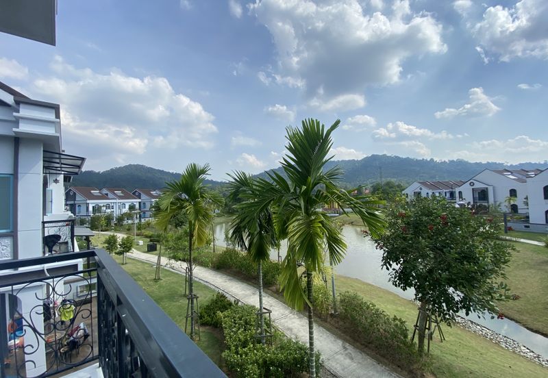 Peranakan Straits, Setia Eco Templer