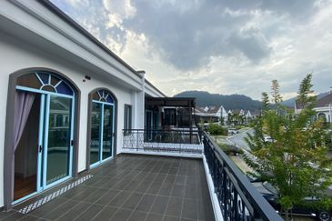 Peranakan Straits, Setia Eco Templer