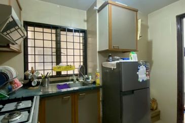 Villa Puteri Condominium