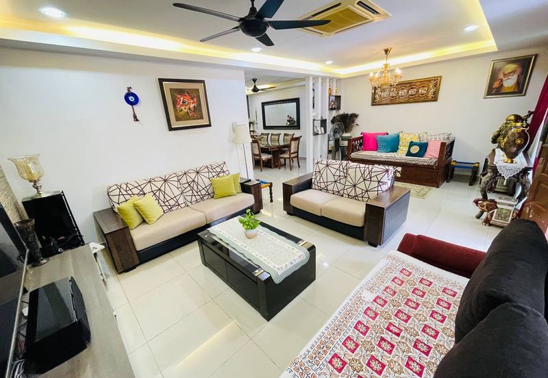 Lake View 2.5 Storey Super Link Terrace CYPRUS USJ Heights Subang Jaya for sale 