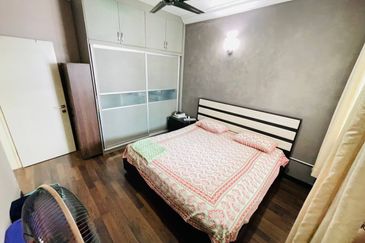 Lake View 2.5 Storey Super Link Terrace CYPRUS USJ Heights Subang Jaya for sale 