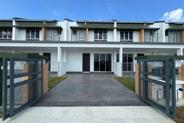 Alura @ Bandar Bukit Raja