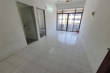 Ferringhi Mutiara Apartment