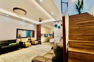 Serenia Adiva @ Serenia City