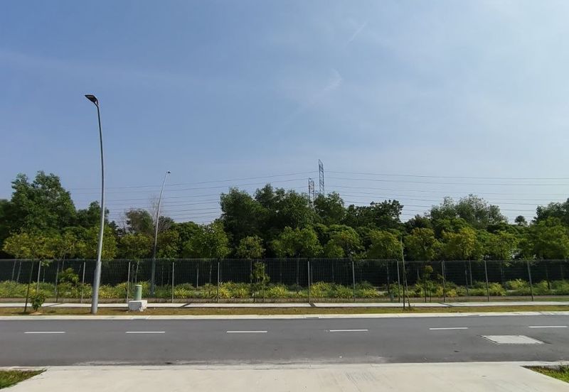 Hevea Elmina Gardens