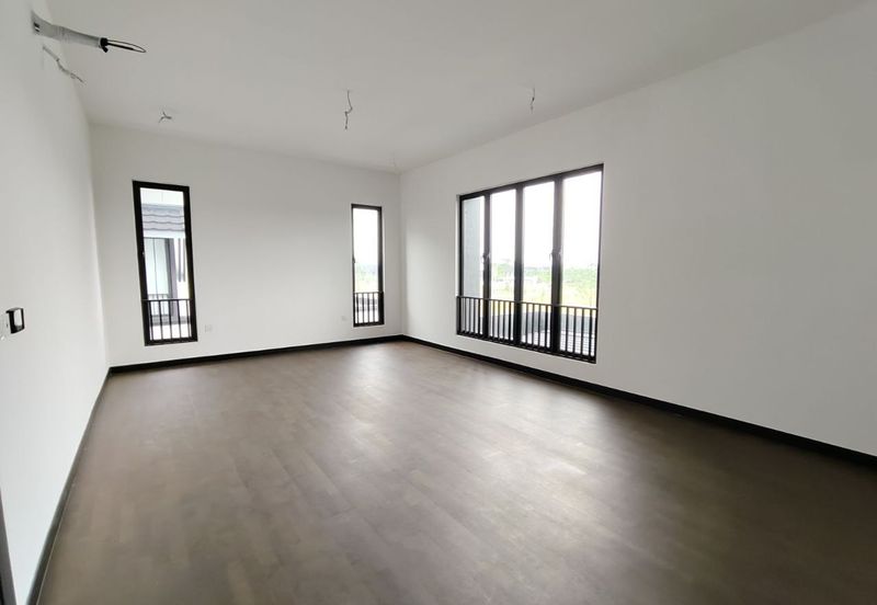 Hevea Elmina Gardens