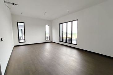 Hevea Elmina Gardens