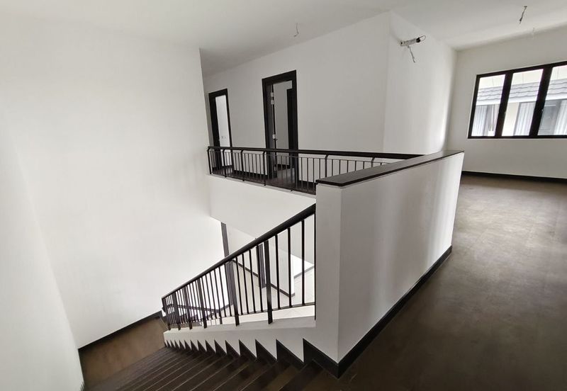 Hevea Elmina Gardens