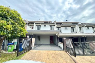 Saffron Hills @ Denai Alam