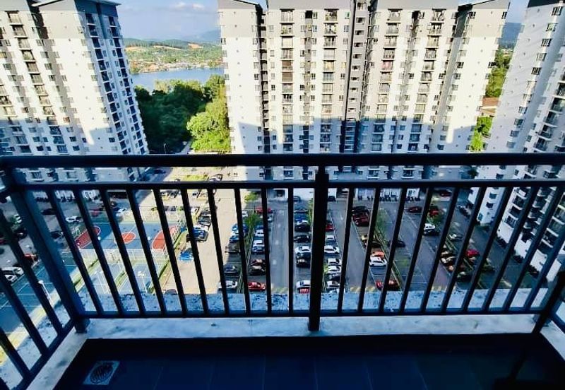 Residensi Laguna Biru 2