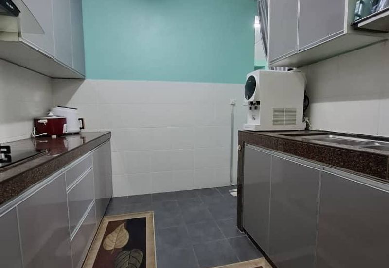 Residensi Laguna Biru 2