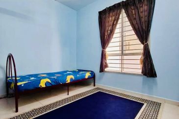 Residensi Laguna Biru 2