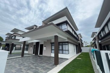 NEW PROJECT Arawani Semi-D Bandar Puteri Bangi for sale