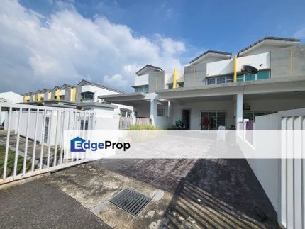 Double Storey Superlink House @ Cherry 3 Hill Park, Puncak Alam, Selangor, Bandar Puncak Alam