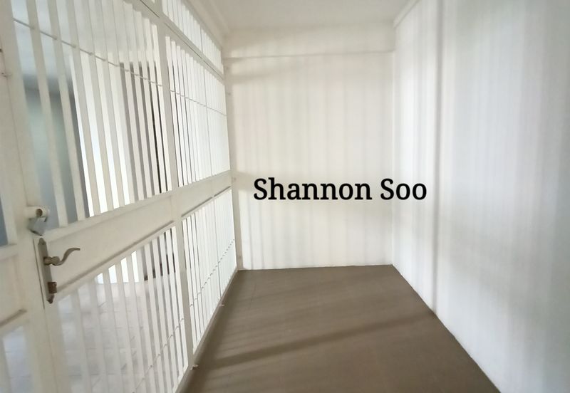 Midfields Condominium