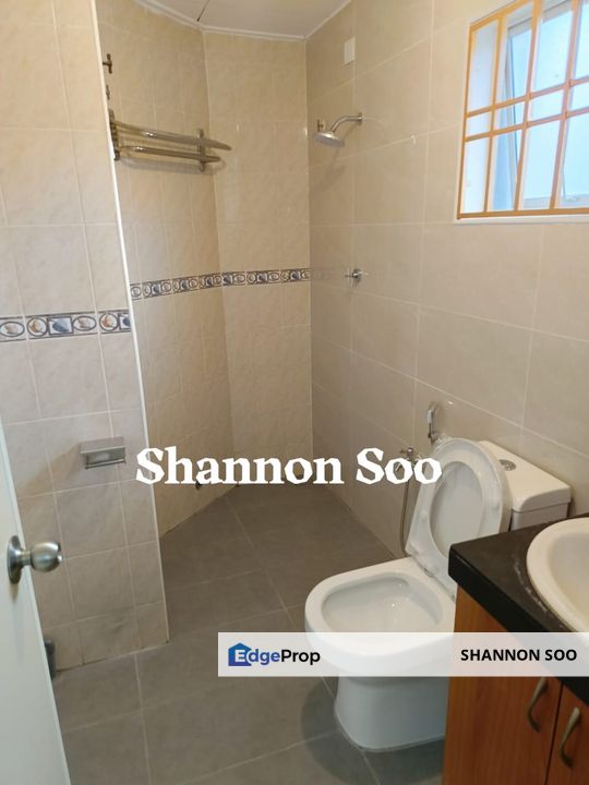 Nice & Move in condition Taman Putra Prima, Selangor, Puchong