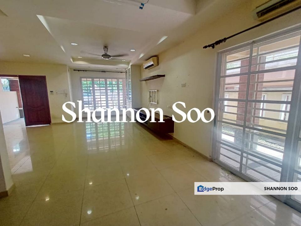 Bandar Puteri with Ample Car park, Selangor, Bandar Puteri Puchong