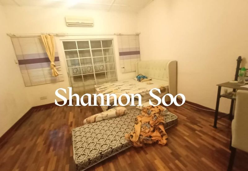 Nice unit Bandar Puteri for RENT
