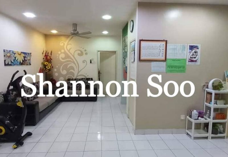 Newly Painted Bandar Puteri for Rent