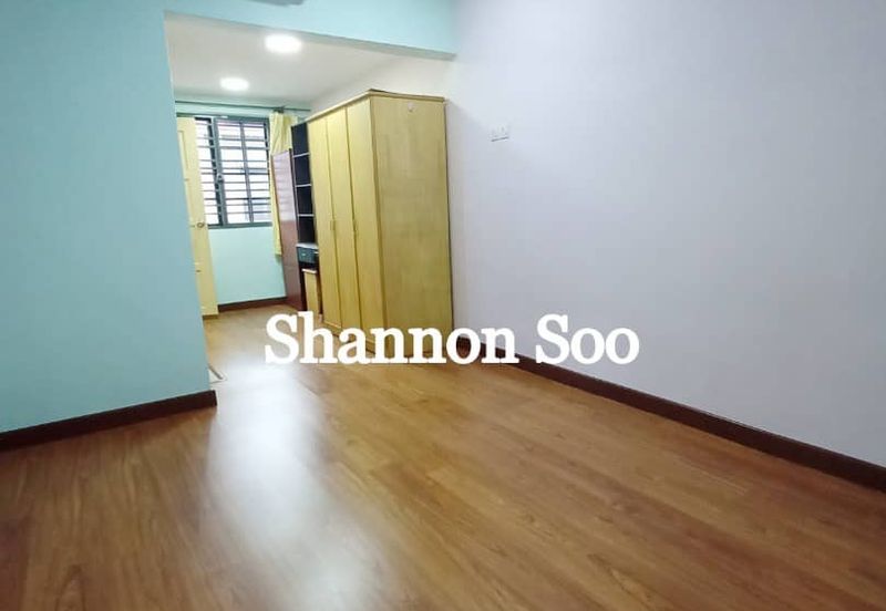 Taman Kinrara Seksyen 4