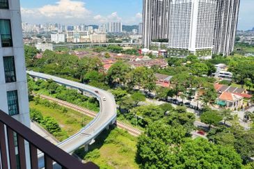 Kiara East Suite DEX