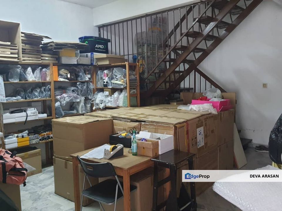 Gated & Guarded PJ Double Storey House For Sale, Selangor, Petaling Jaya