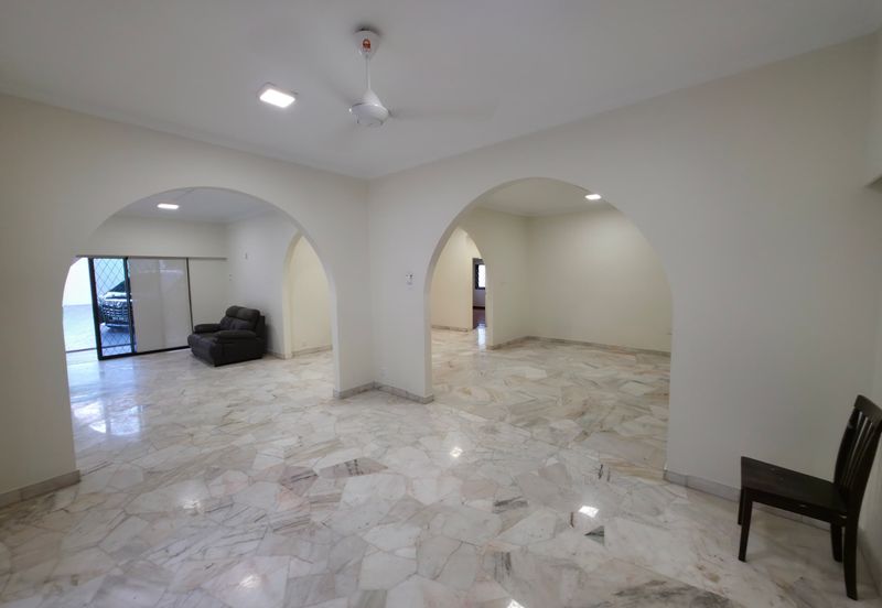 Persiaran Damansara Endah 