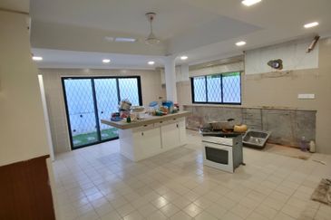 Persiaran Damansara Endah 