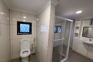 Persiaran Damansara Endah 