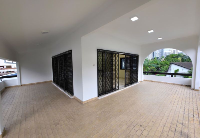 Persiaran Damansara Endah 