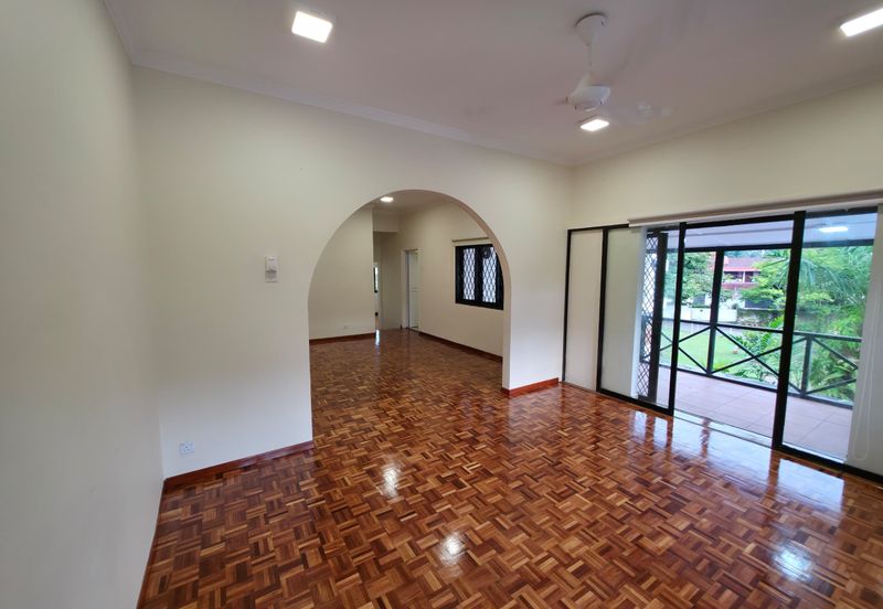 Persiaran Damansara Endah 