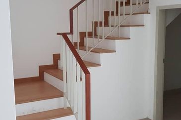 Albury 2 @ Mahkota Hills