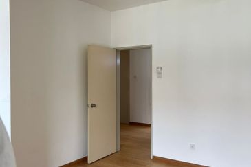 Albury 2, Taman Tasik Senangin