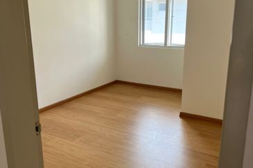 Albury 2, Taman Tasik Senangin