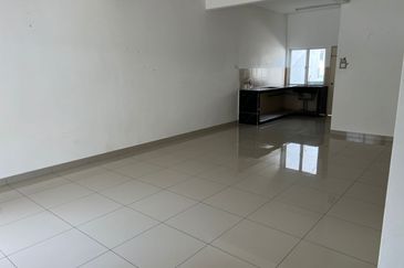 Albury 2, Taman Tasik Senangin