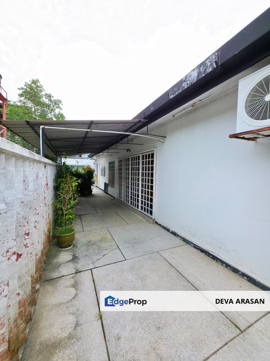 Section 16 PJ Double Storey Bungalow For Sale, Selangor, Petaling Jaya